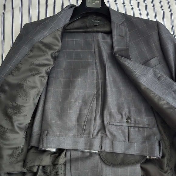 3 Piece Gray Suit - Picture 3 of 4